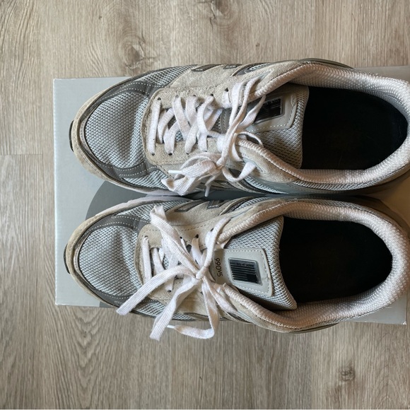 Men’s new balance. 9.5 4e - Picture 2 of 6